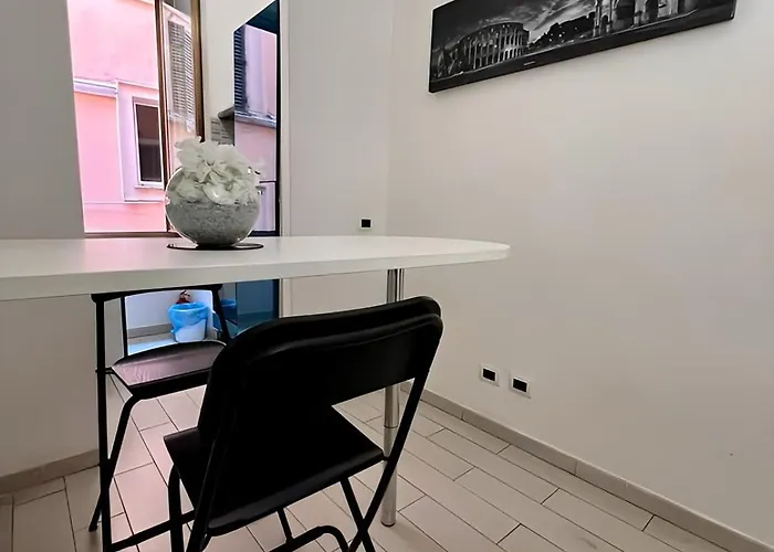 Cairoli 2 House G&b Termini Rome